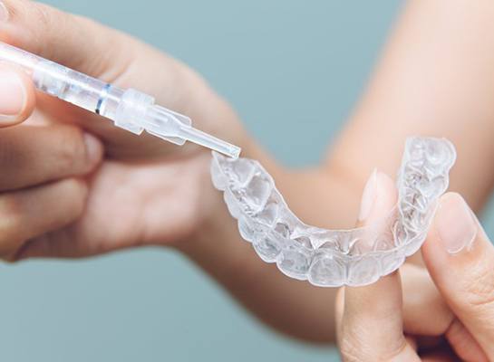 Take-home whitening kit